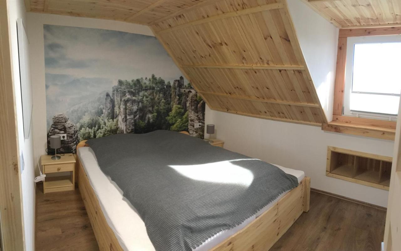 Ferienwohnung Julia Hohnstein Esterno foto